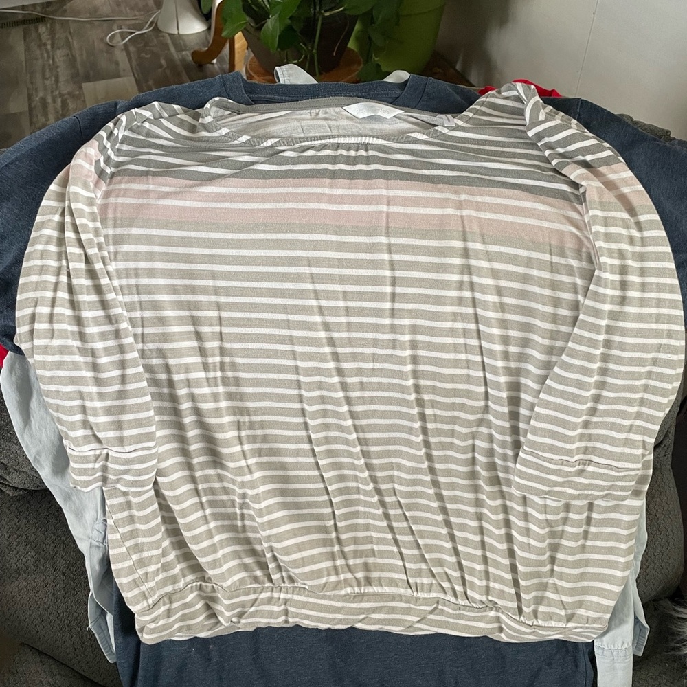 striped blouse